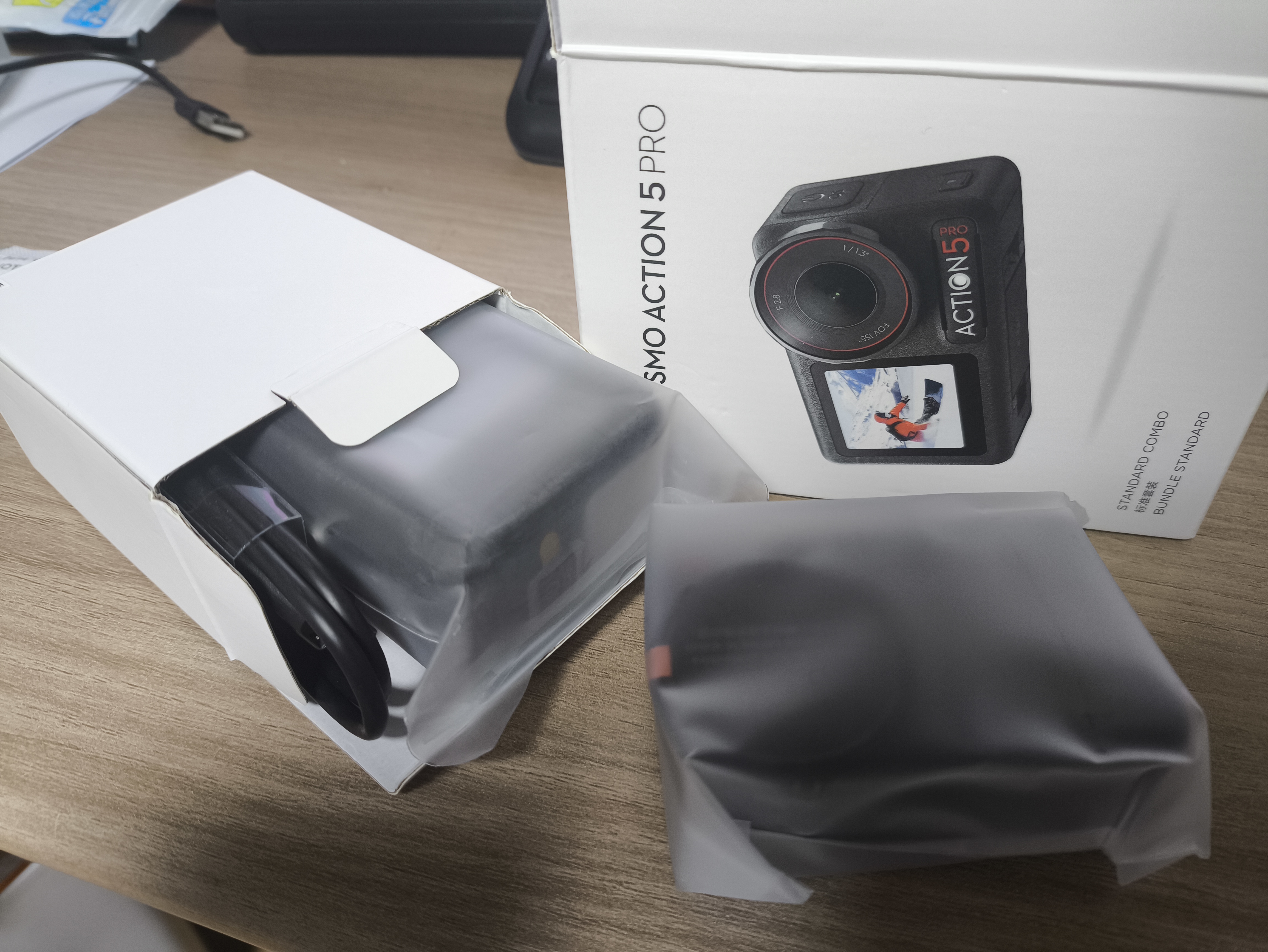 DJI 오즈모 액션5프로 새제품